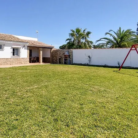 Holiday home 2 Bedroom Awesome In Chiclana De La Fronter