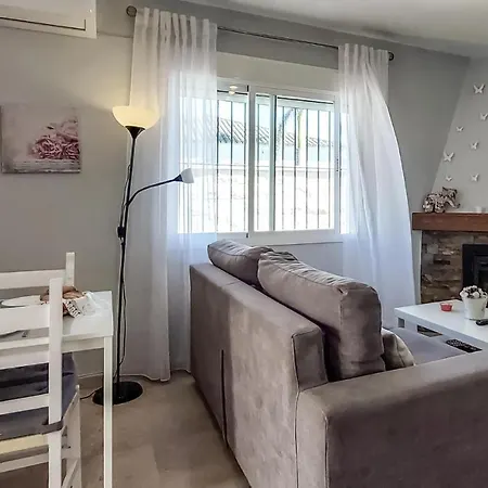 2 Bedroom Awesome In Chiclana De La Fronter Holiday home Chiclana de la Frontera
