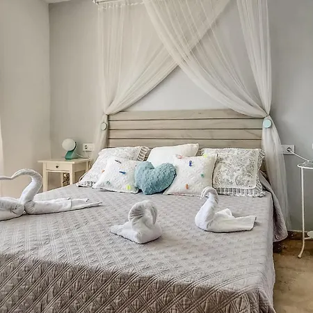 2 Bedroom Awesome In Chiclana De La Fronter Chiclana de la Frontera